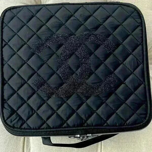 Make up case
